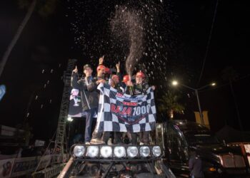 Trophy Truck Ride-Along Experience w/Terrible Herbst Motorsports for 43 Institute at No Reserve