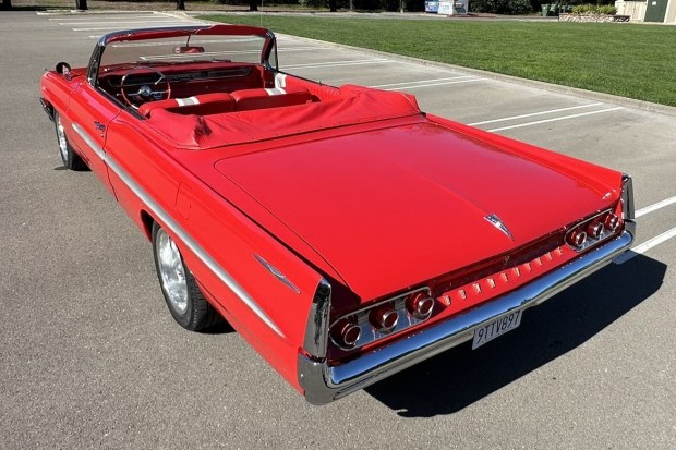 1961 Pontiac Bonneville Convertible