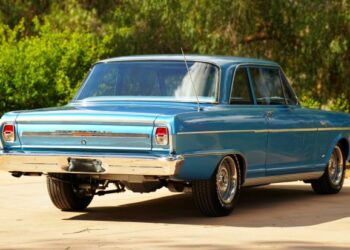 ZZ4-Powered 1964 Chevrolet Chevy II Nova 400 2-Door Sedan 4-Speed