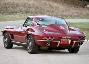1967 Chevrolet Corvette Coupe L36 427/390 4-Speed