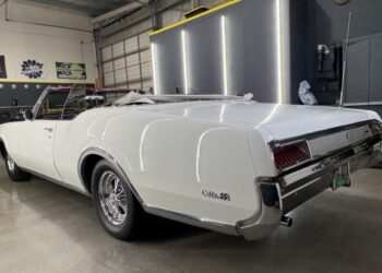32-Years-Owned 1967 Oldsmobile Delta 88 Convertible