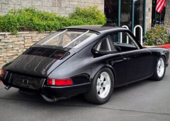 2.5L-Powered 1970 Porsche 911T Coupe 5-Speed Track Car