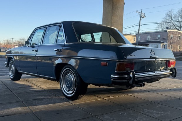 1972 Mercedes-Benz 250 at No Reserve