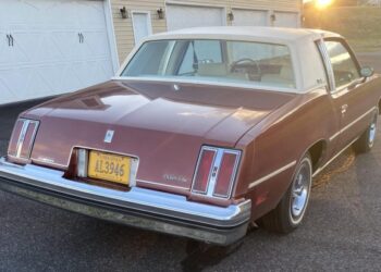 12k-Mile 1978 Oldsmobile Cutlass Supreme at No Reserve