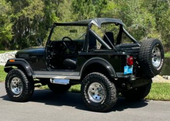 1984 Jeep CJ-7 Laredo at No Reserve