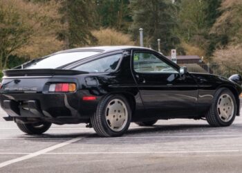 63k-Kilometer 1984 Porsche 928S