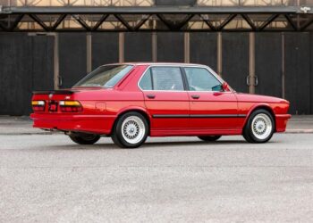 Euro 1986 BMW M5