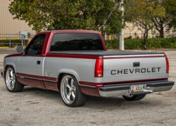Gen V LT1-Powered 1989 Chevrolet C1500 Silverado
