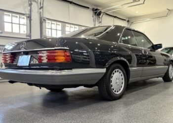 1991 Mercedes-Benz 560SEC at No Reserve