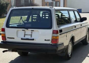 1992 Volvo 240 Wagon at No Reserve