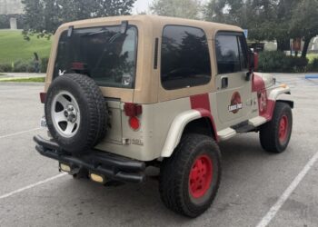 1994 Jeep Wrangler Sahara 4.0 5-Speed Jurassic Park Tribute at No Reserve