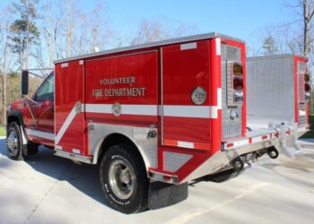 30k-Mile 1999 GMC Sierra K3500 4×4 Dually Fire Truck at No Reserve
