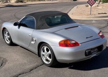46k-Mile 2000 Porsche Boxster 5-Speed at No Reserve