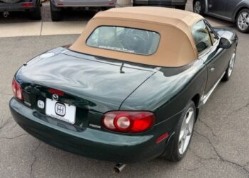 2001 Mazda MX-5 Miata LS 5-Speed