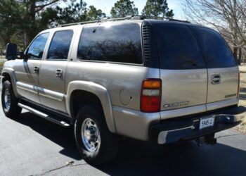 2001 Chevrolet Suburban 2500 LT 8.1L 4×4