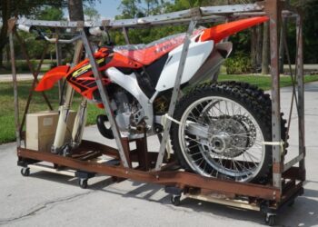 2002 Honda CR250R in Crate