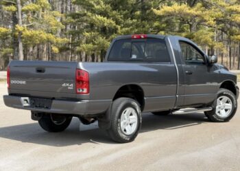 37k-Mile 2003 Dodge Ram 1500 SLT 4×4