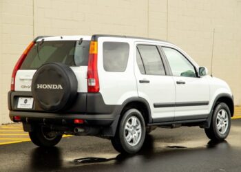 40k-Mile 2003 Honda CR-V 4WD EX at No Reserve