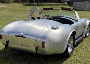 482 Side-Oiler-Powered Kirkham Motorsports 427/SC