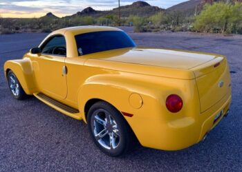 21k-Mile 2005 Chevrolet SSR at No Reserve