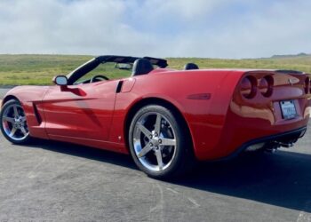 17k-Mile 2006 Chevrolet Corvette Convertible