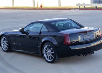 10k-Mile 2008 Cadillac XLR-V