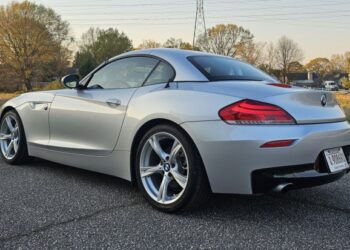 19k-Mile 2011 BMW Z4 sDrive35i M Sport 6-Speed