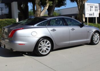 13k-Mile 2011 Jaguar XJ