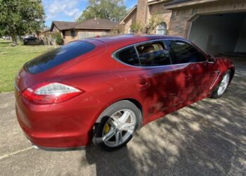 2011 Porsche Panamera S at No Reserve
