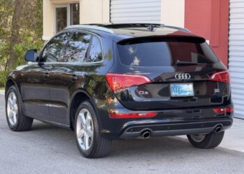 2012 Audi Q5 3.2 Premium Plus at No Reserve