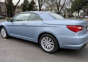 23k-Mile 2012 Chrysler 200 Limited V6 Hardtop Convertible at No Reserve