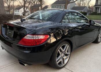 2013 Mercedes-Benz SLK250 at No Reserve