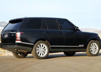 2015 Land Rover Range Rover HSE at No Reserve