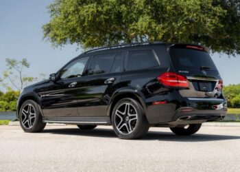 38k-Mile 2017 Mercedes-Benz GLS550 4MATIC