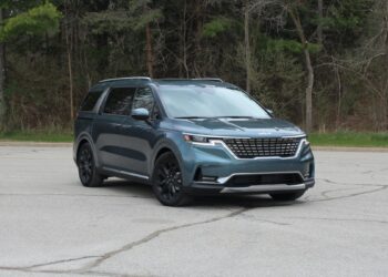 Lawsuit Claims Kia Carnival Sliding Doors Could Pose Safety Risk to Children