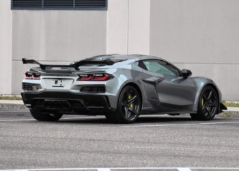 662-Mile 2023 Chevrolet Corvette Z06 Coupe 3LZ Z07