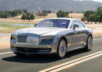 Rolls-Royce Is Protecting Buyers From Rising Interest Rates