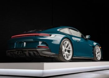 Fjord Green 2024 Porsche 911 S/T