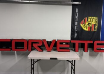 Illuminated Corvette Sign at No Reserve