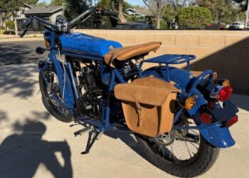 0-Mile 2025 Janus Halcyon 250 at No Reserve