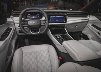 New Jeep Cherokee’s Electric Doors Could Leave You Stuck