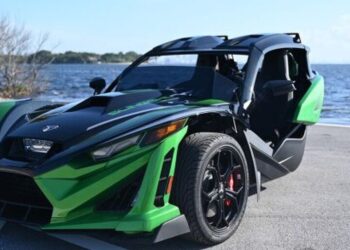 2026 Polaris Slingshot Review — Slow Change Makes Progress