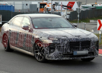 The New BMW 7 Series Hits the Nürburgring for the First Time