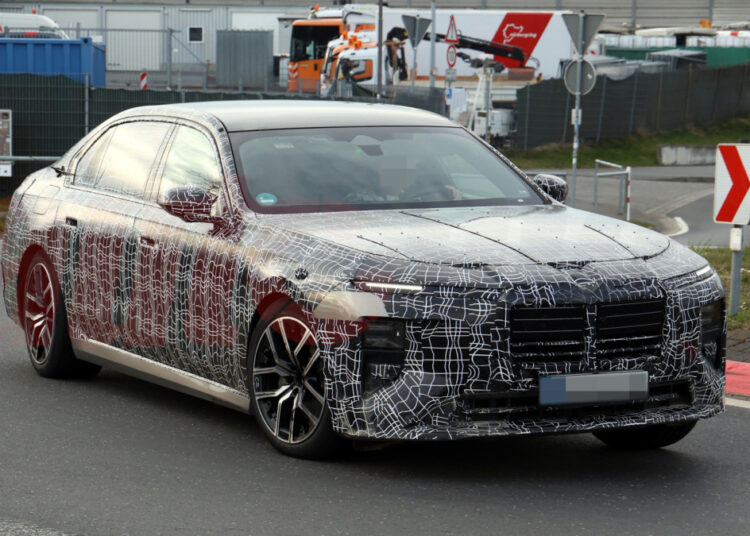 The New BMW 7 Series Hits the Nürburgring for the First Time