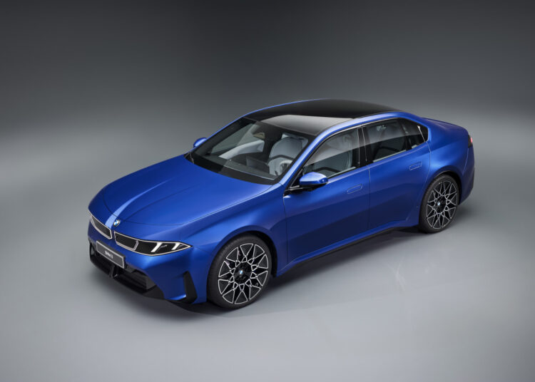 This is Your First Look at the New Gas-Fed BMW 3 Series