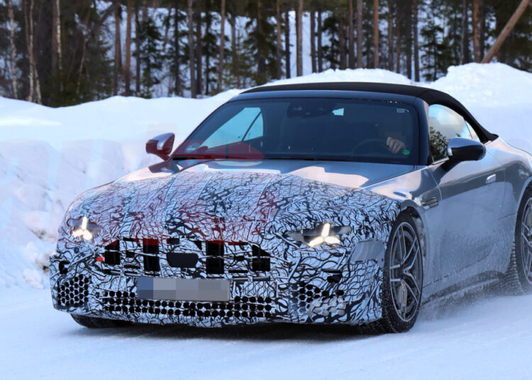 Mercedes-AMG and Mercedes-Maybach SL Roadsters Spied with Fresh New Looks