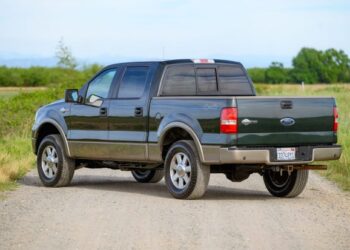 2005 Ford F-150 King Ranch SuperCrew 4×4 at No Reserve