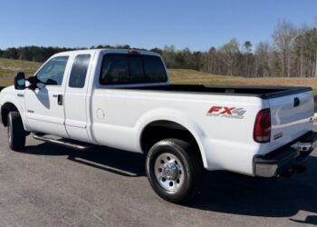 38k-Mile 2006 Ford F-250 Super Duty XLT SuperCab Power Stroke 4×4 FX4 at No Reserve