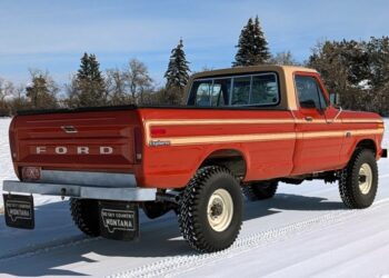 410-Powered 1976 Ford F-250 Custom Explorer Highboy 4×4 at No Reserve