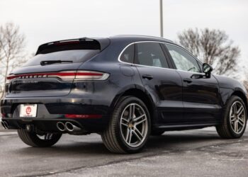 2020 Porsche Macan Turbo